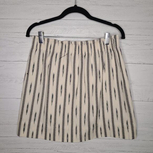J. Crew Factory Cream & Black Aztec Print Mini Skirt Size 8 - Picture 9 of 11